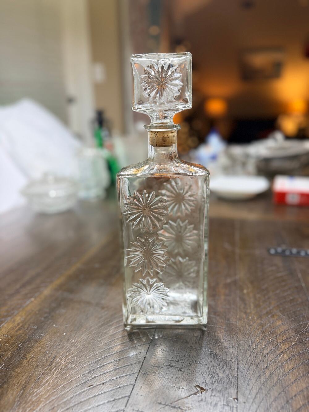 Vintage Four Roses Whiskey Bottle Clear Glass Decanter Star Burst Pattern Cork